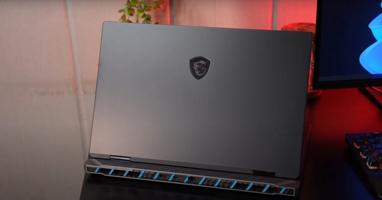 MSI Titan 18HX Ultra 9 285HX Laptop