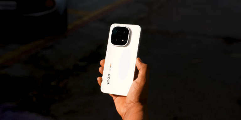 Analysts say iQOO 15 might challenge flagship pricing trends in UAE