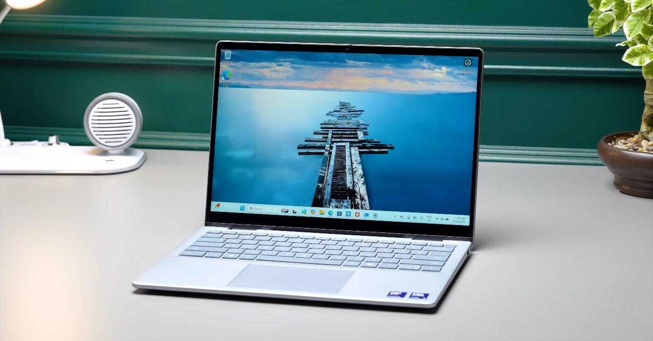 British buyers excited about Dell 14 Plus 2 in 1’s sleek aluminum chassis