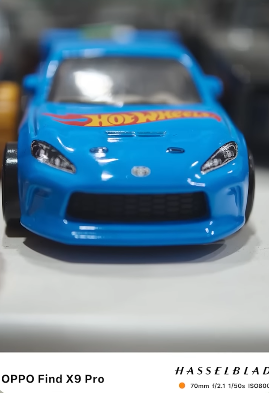 British tech media discuss Oppo Find X9 Pro’s premium camera setup