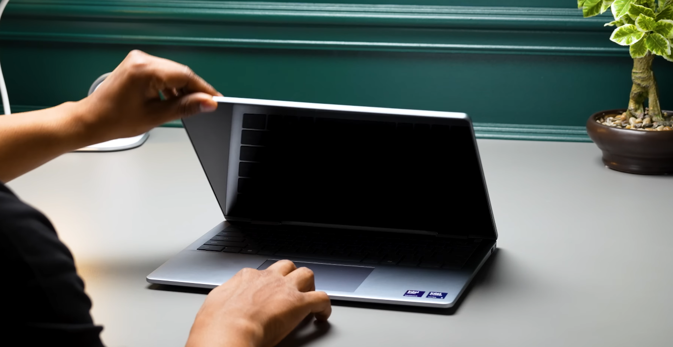 Dell 14 Plus 2-in-1 Leaks Reveal Premium Aluminum Body for Canada