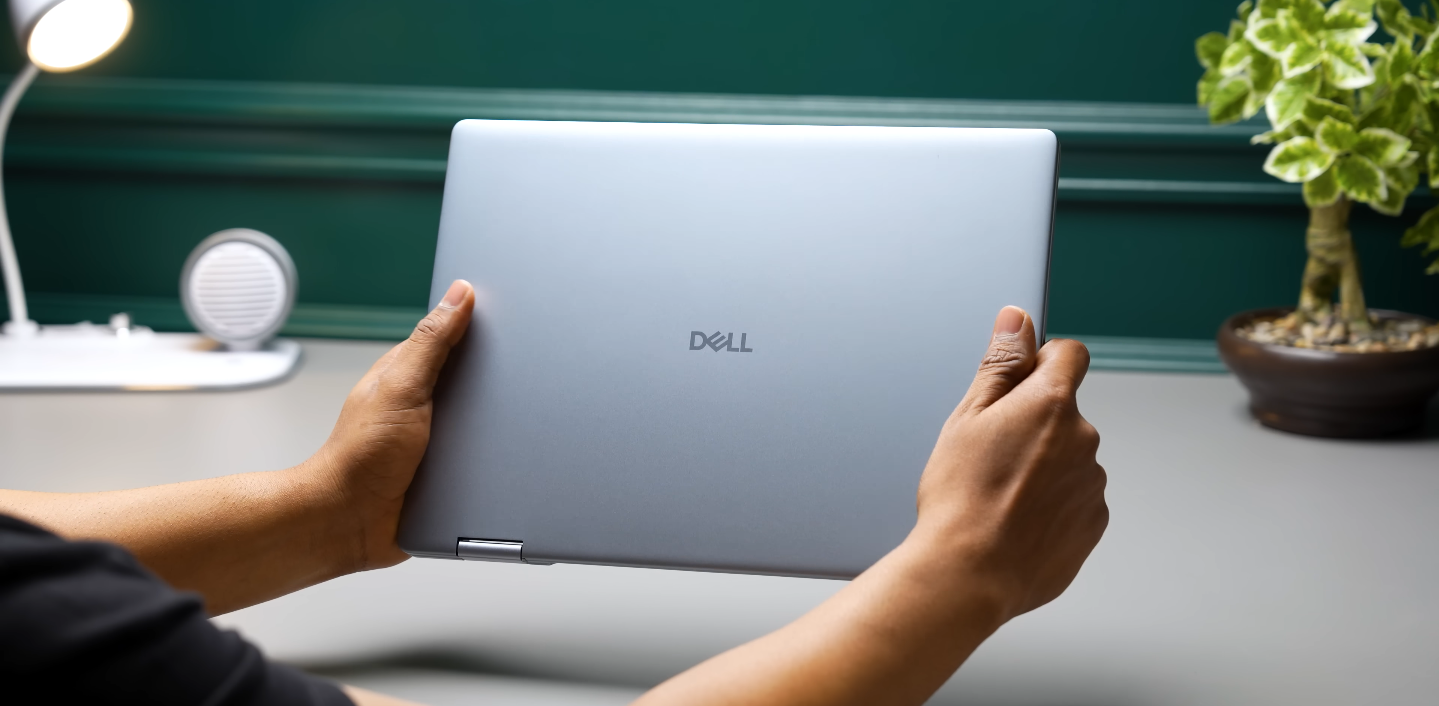 Dell 14 Plus 2 in 1 may debut in the UK by early 2025