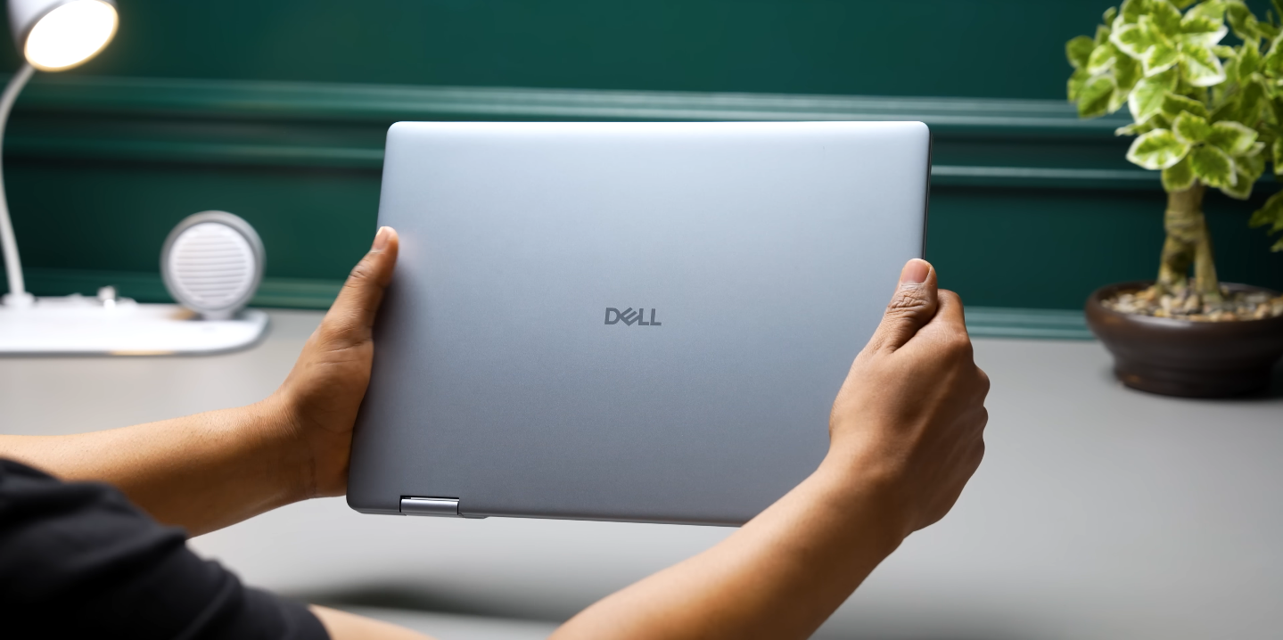 Dell 14 Plus 2 in 1 may offer customizable RAM options in Canada