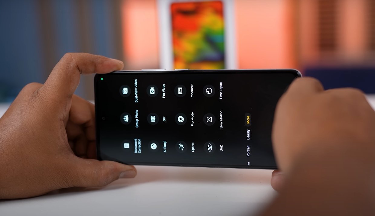Canada Reviews Suggest LAVA Blaze Amoled 2