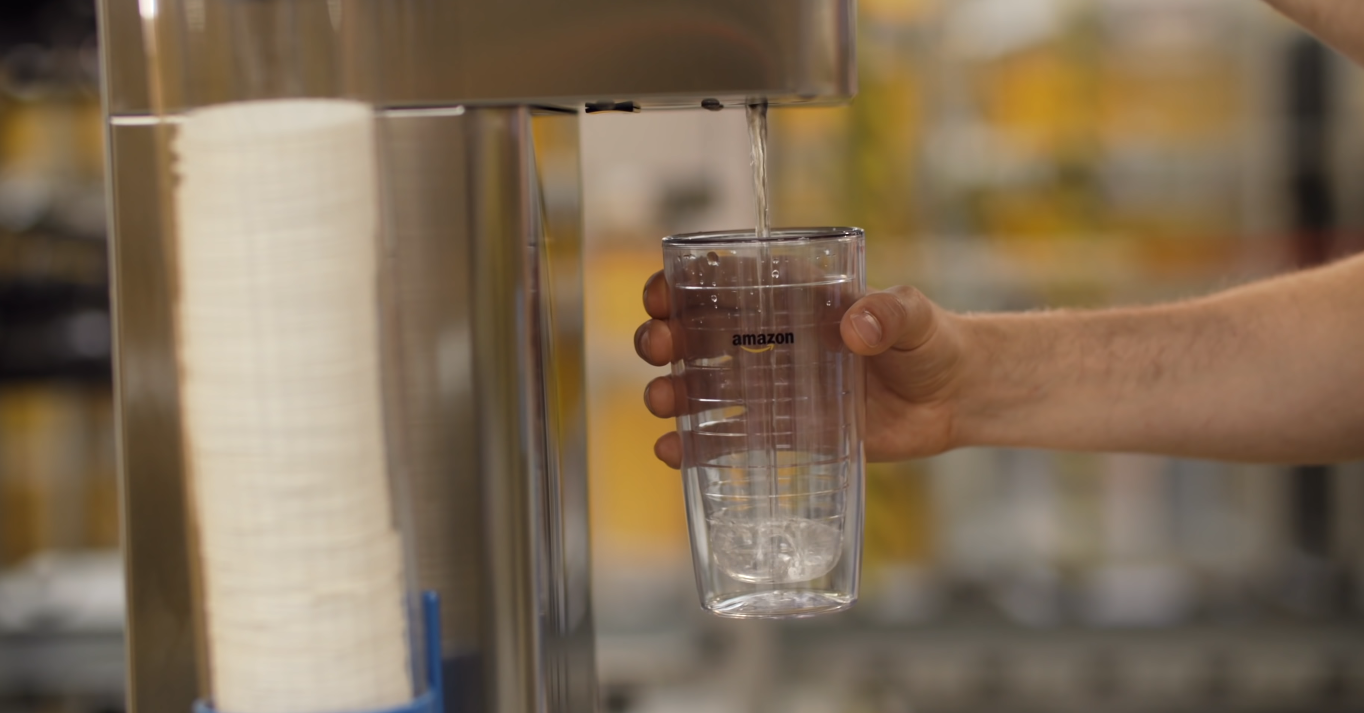 Everyone using Amazon in the UK given urgent warning about phishing attacks