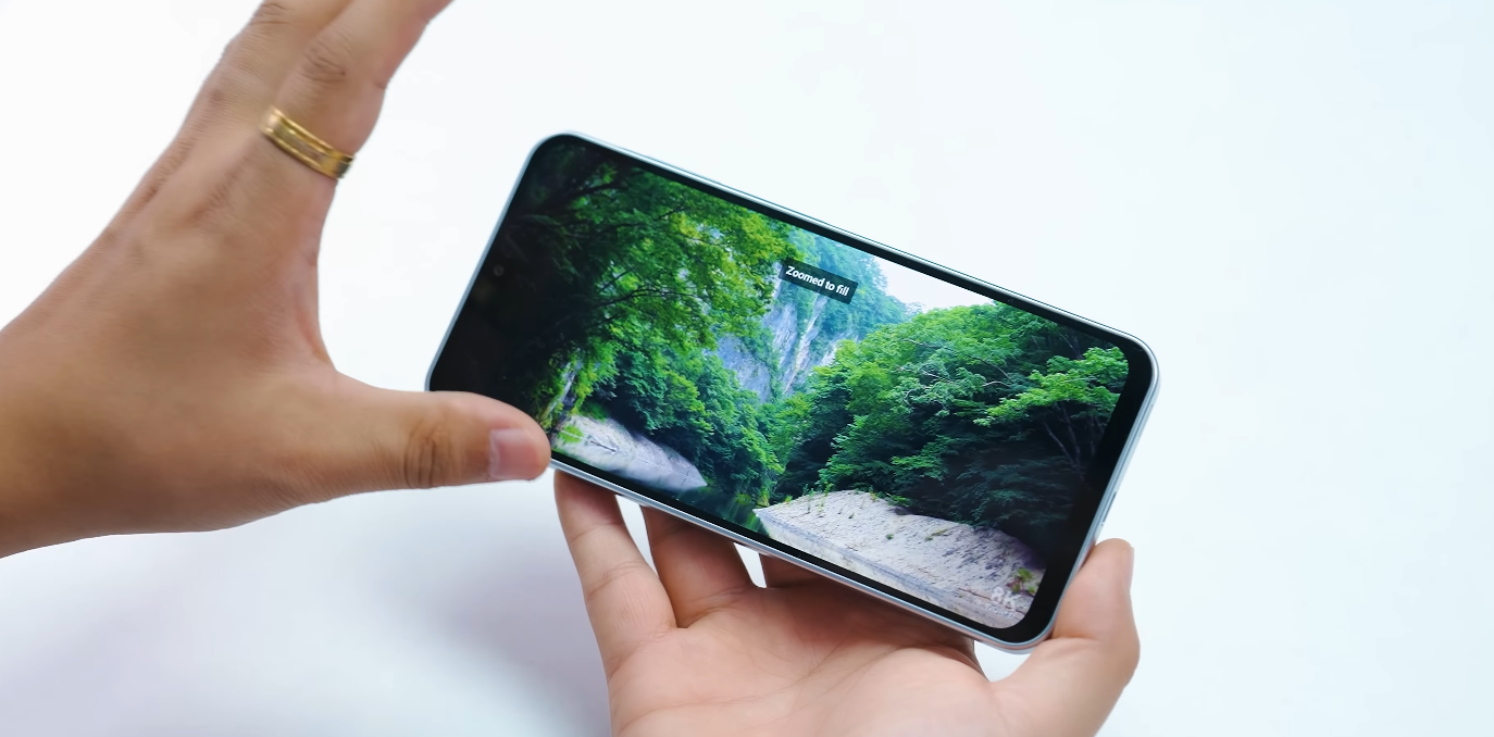 Galaxy M17 5G micro-SD support and storage expansion explained