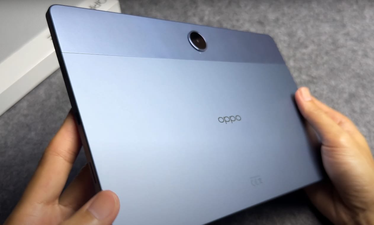 Gaming Performance on Oppo Pad SE back side