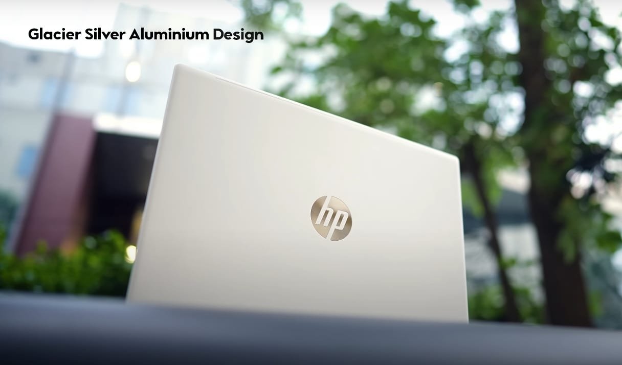 HP OmniBook 5 Next Gen AI UK Back Side