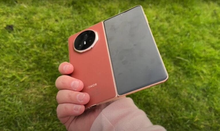 Honor Magic V5 Foldable Smartphone 2025 Review