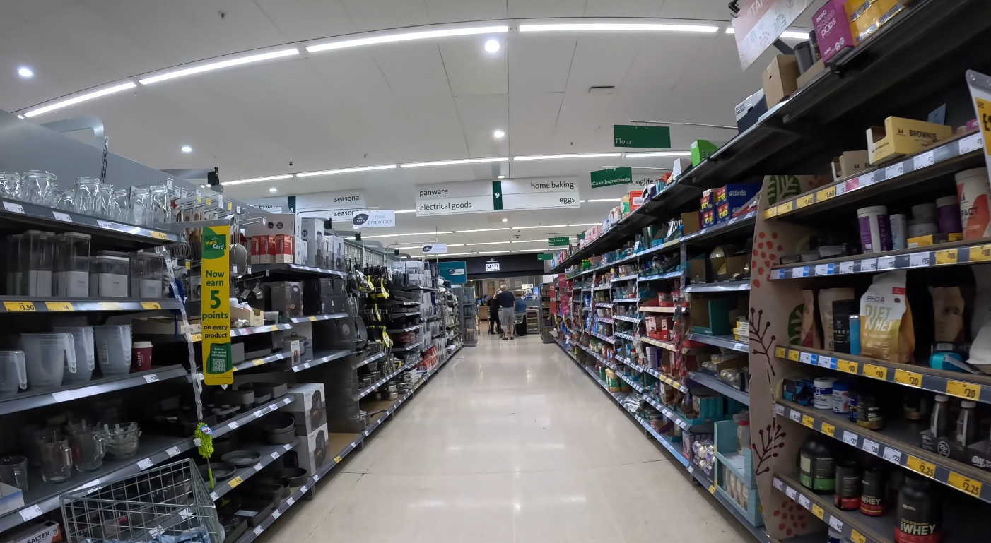 Morrisons and Bauer Media join forces to turn store entrances into ad hubs