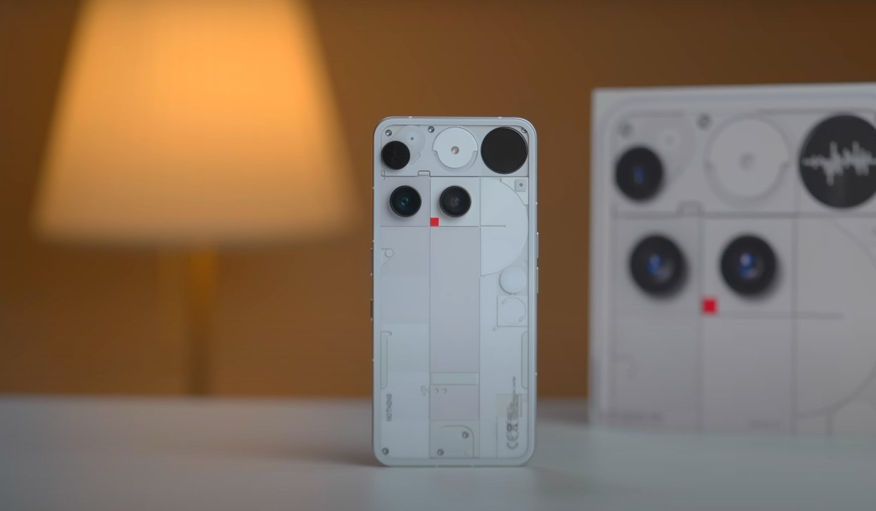 Nothing Phone 3 Unboxing Experience and Build Quality Review