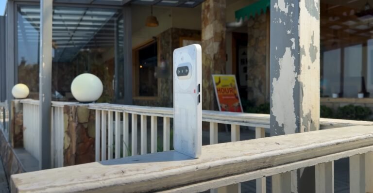 Nothing Phone 3A Lite vs Galaxy A15 5G display comparison