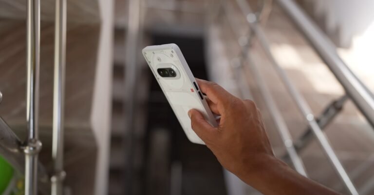 Nothing Phone 3A Lite vs Realme GT 7 design comparison