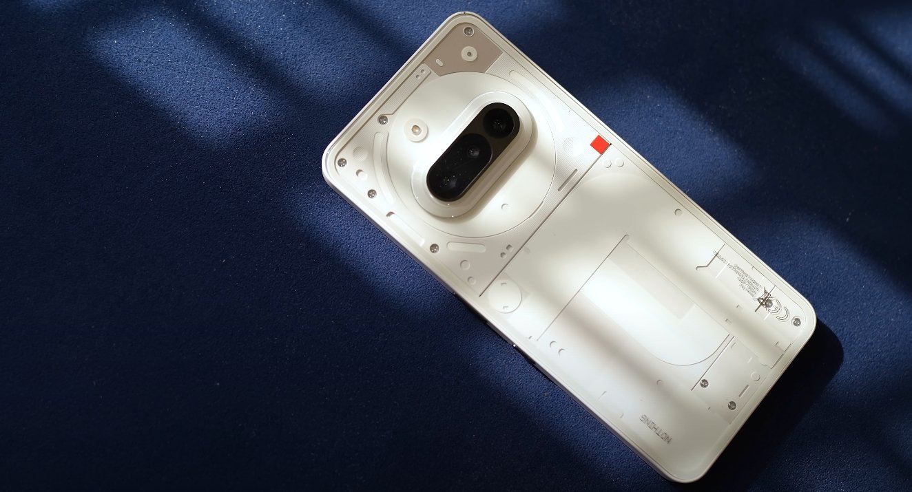 Nothing Phone 3A Lite vs Redmi Note 13 Pro Plus design