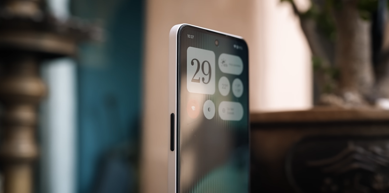 Nothing Phone (3a) Lite vs folding phones flat flagship vs compact flex