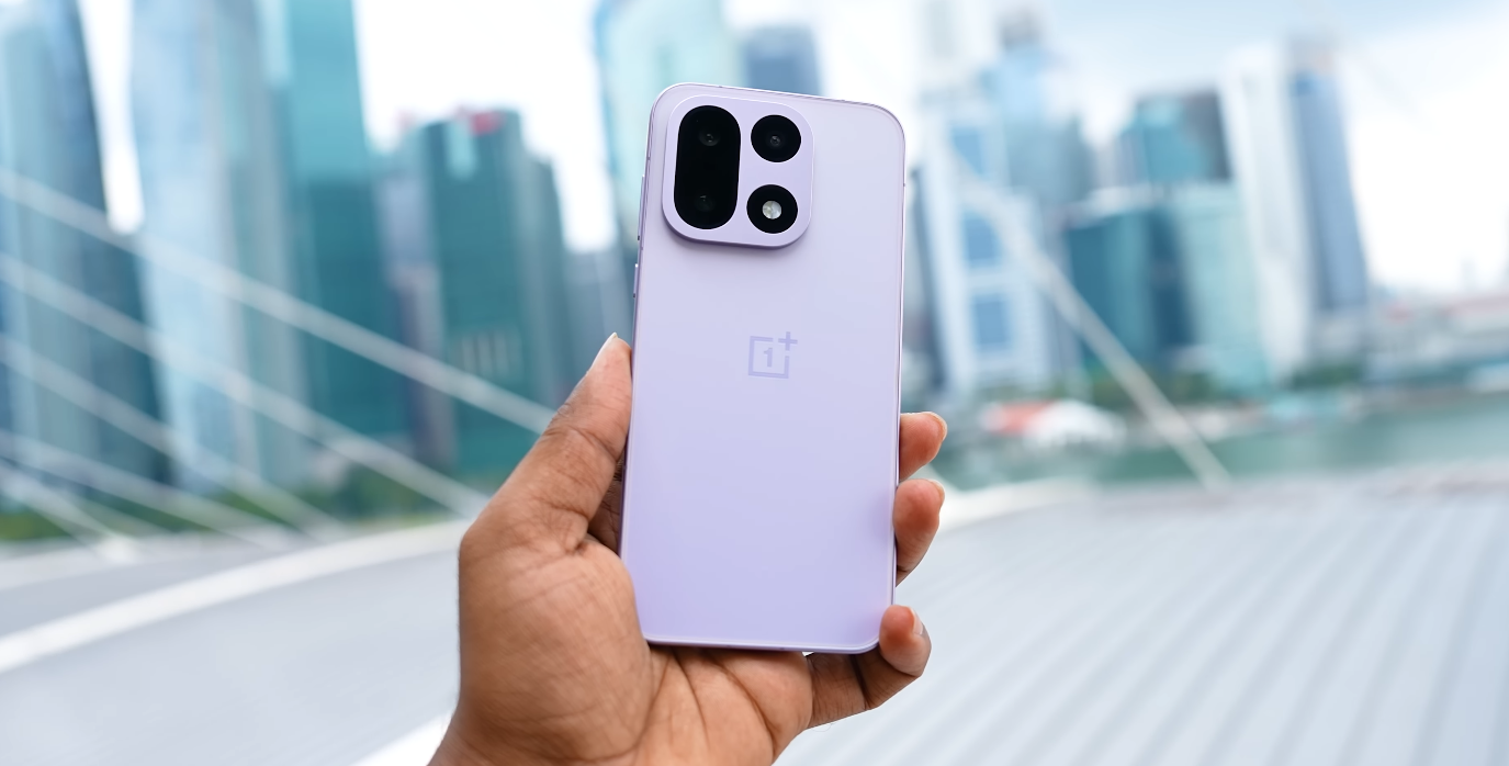 OnePlus 15 unboxing first look what’s inside the box