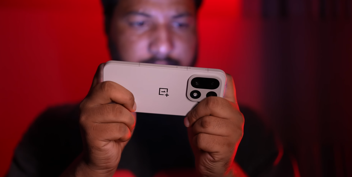 OnePlus 15 vs Asus ROG Phone 9 gaming phone or all-rounder flagship