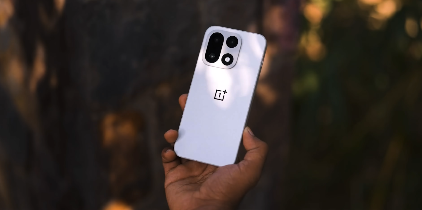 OnePlus 15 vs Galaxy M-series why value & premium segments collide