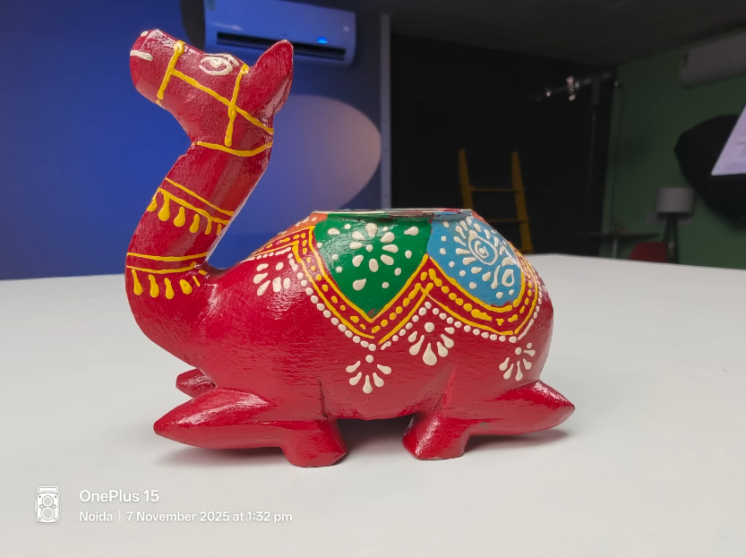 OnePlus 15 vs Google Pixel 8 Pro sheer performance vs photography focus