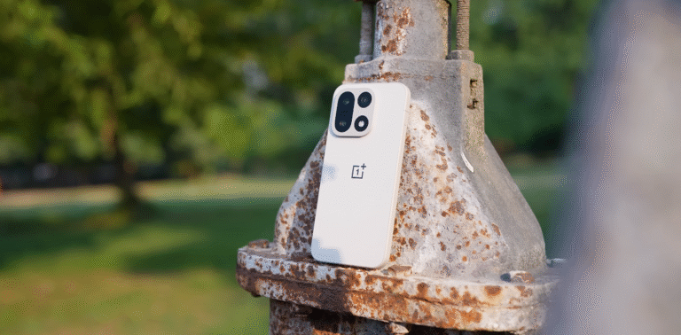 OnePlus 15 vs Samsung S24 Ultra — performance gap after one year