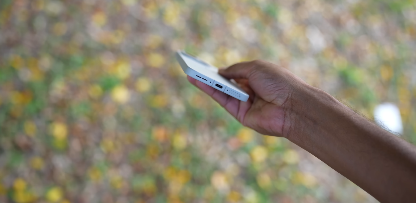 OnePlus 15 vs iPhone 16 Pro Max — real-world speed and battery comparison