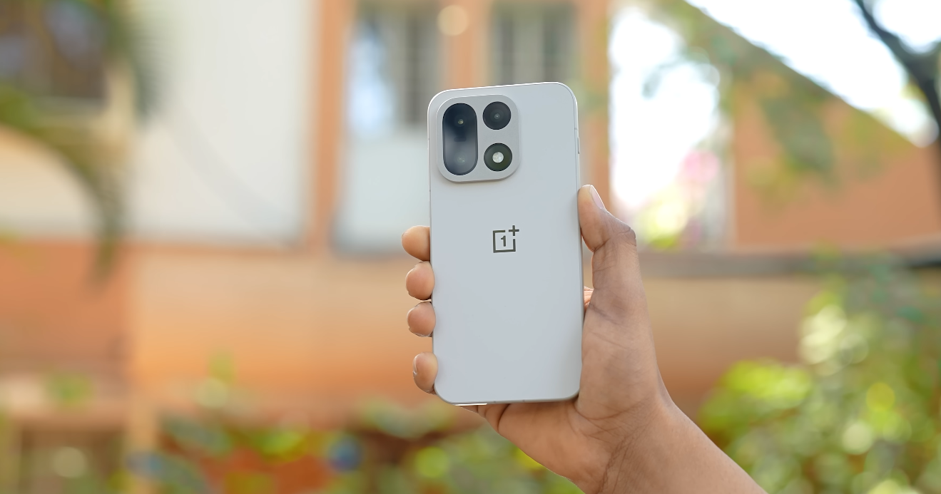 OnePlus 15 warranty, repair & service in the UK what to expect