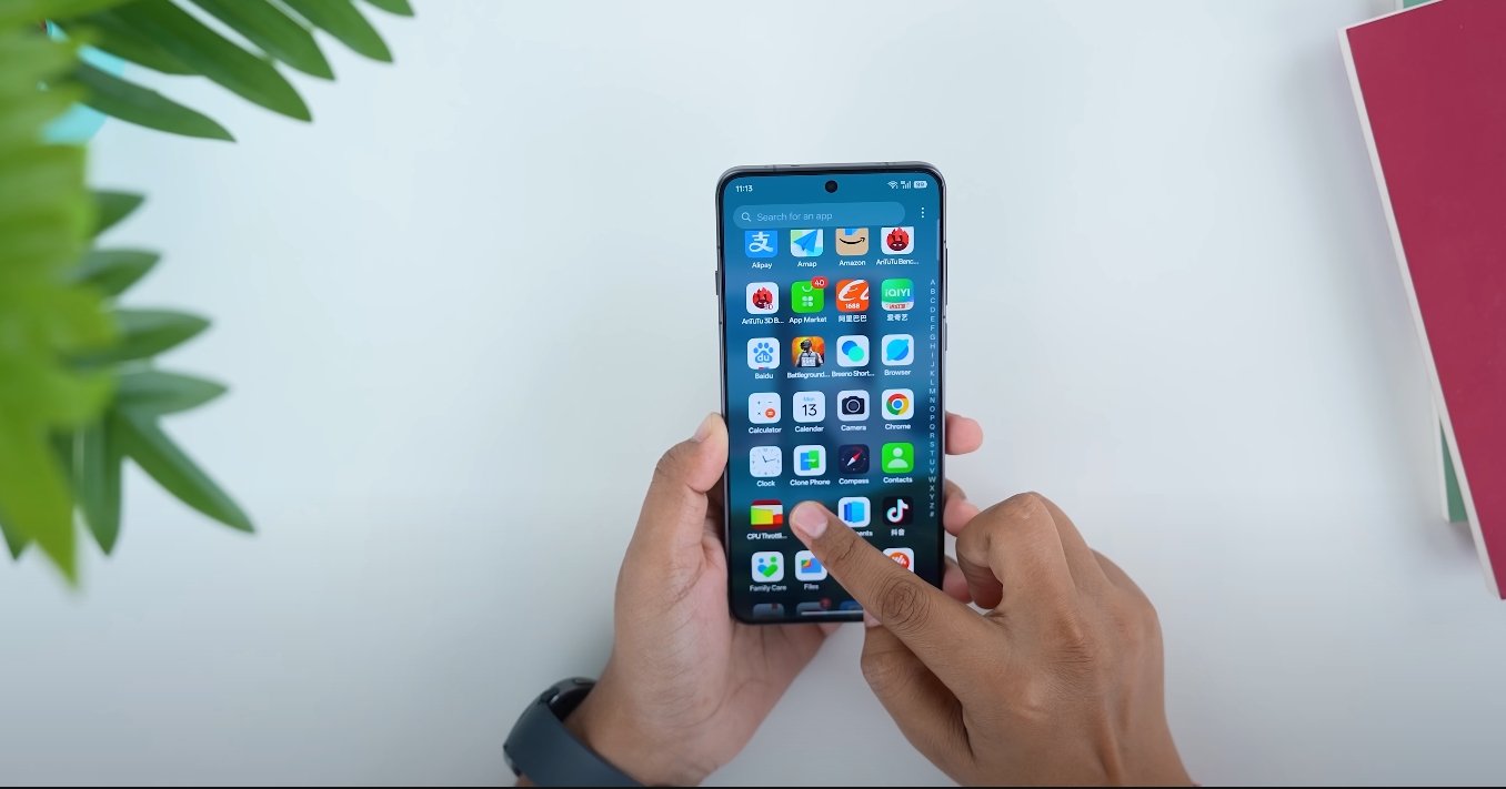 Oppo Find X8 Ultra design and color options revealed