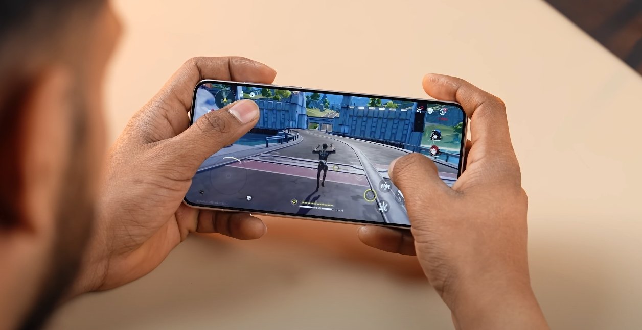 Oppo Find X8 Ultra vs Galaxy S25 Plus feature difference