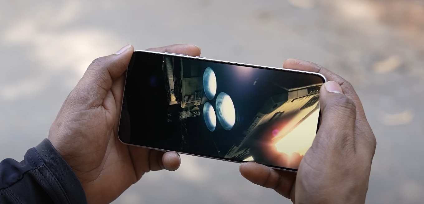 Oppo Find X8 Ultra vs Pixel 9 Pro design comparison