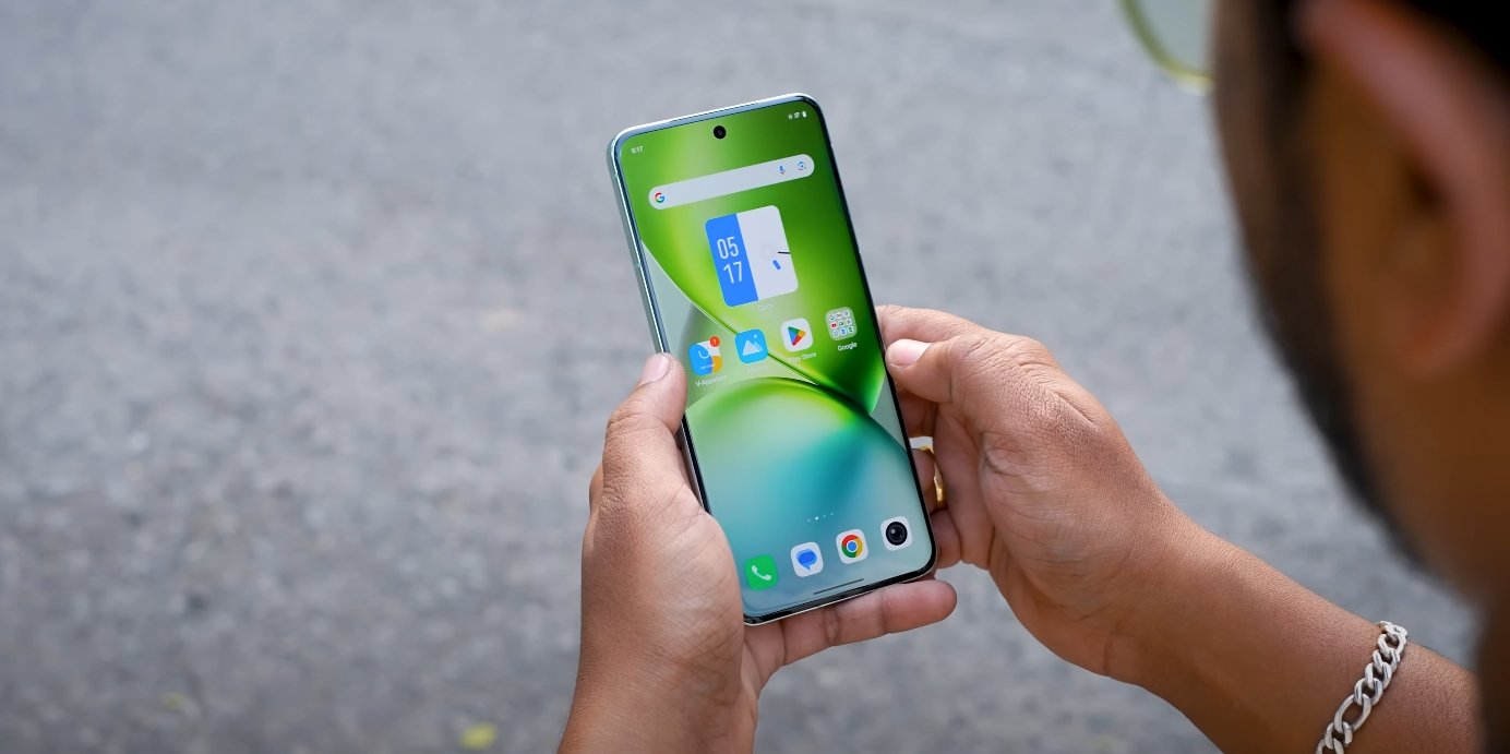 OriginOS 6 vs Pixel UI stability comparison