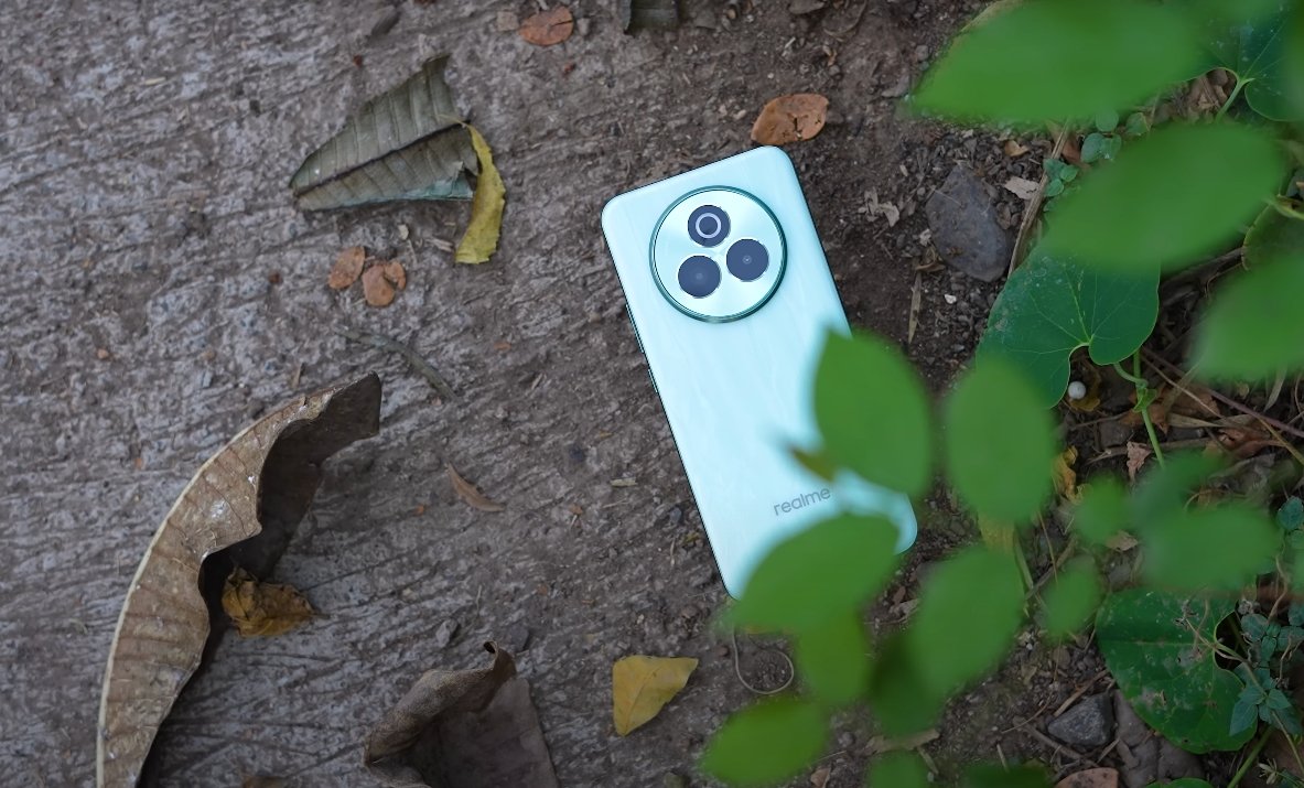 Realme P3 Pro Reviewers Appreciate Its Balanced Nature