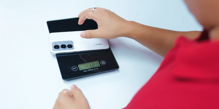 Redmi 15 screen curvature & design feel premium or gimmick