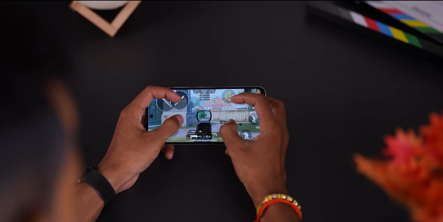 Redmi 15 vs iPhone 13 mini specs vs size vs value