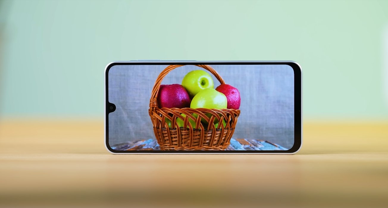 Samsung Galaxy M17 5G vs OnePlus Nord CE 4 comparison