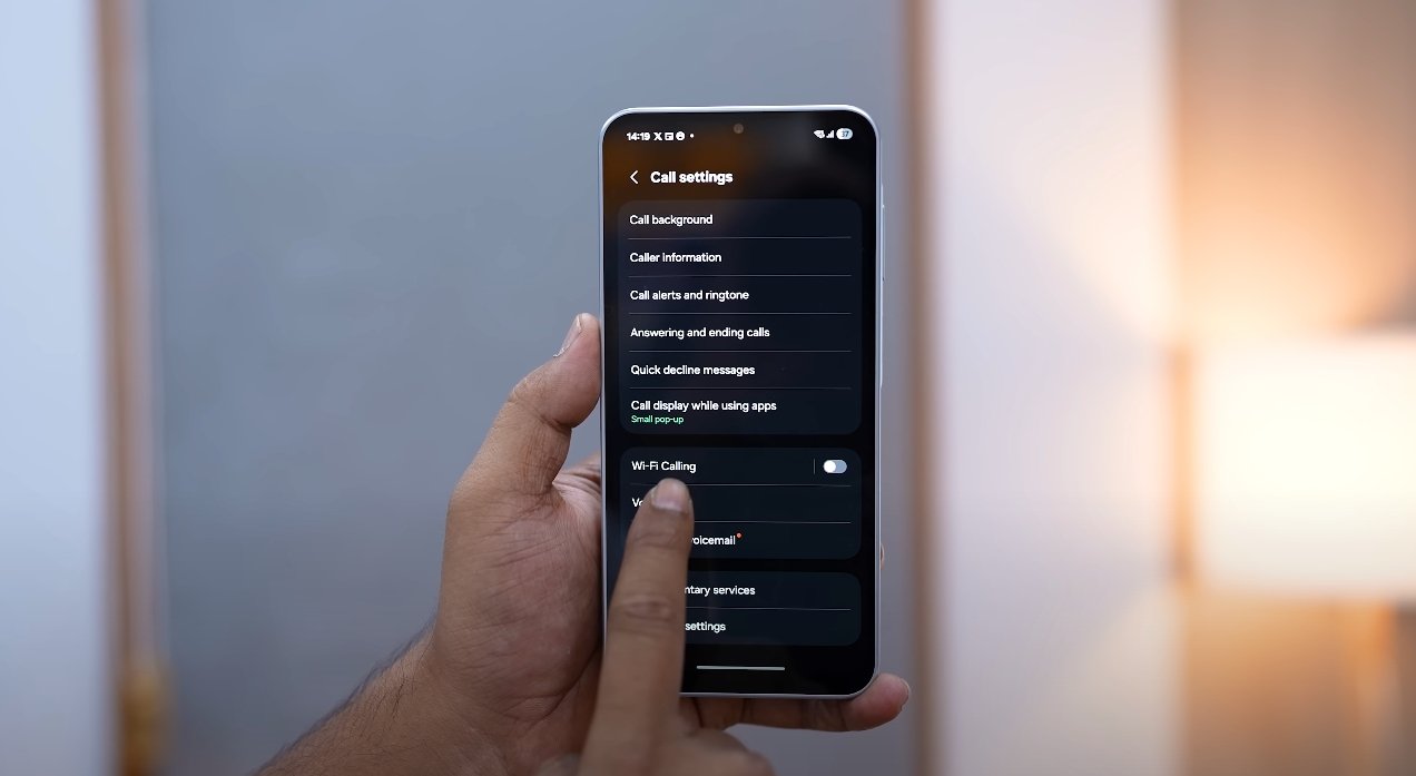 Samsung Galaxy M17 5G vs Realme 13 Pro Plus features