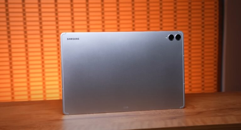 Samsung Galaxy Tab S11 Ultra vs iPad Pro design review
