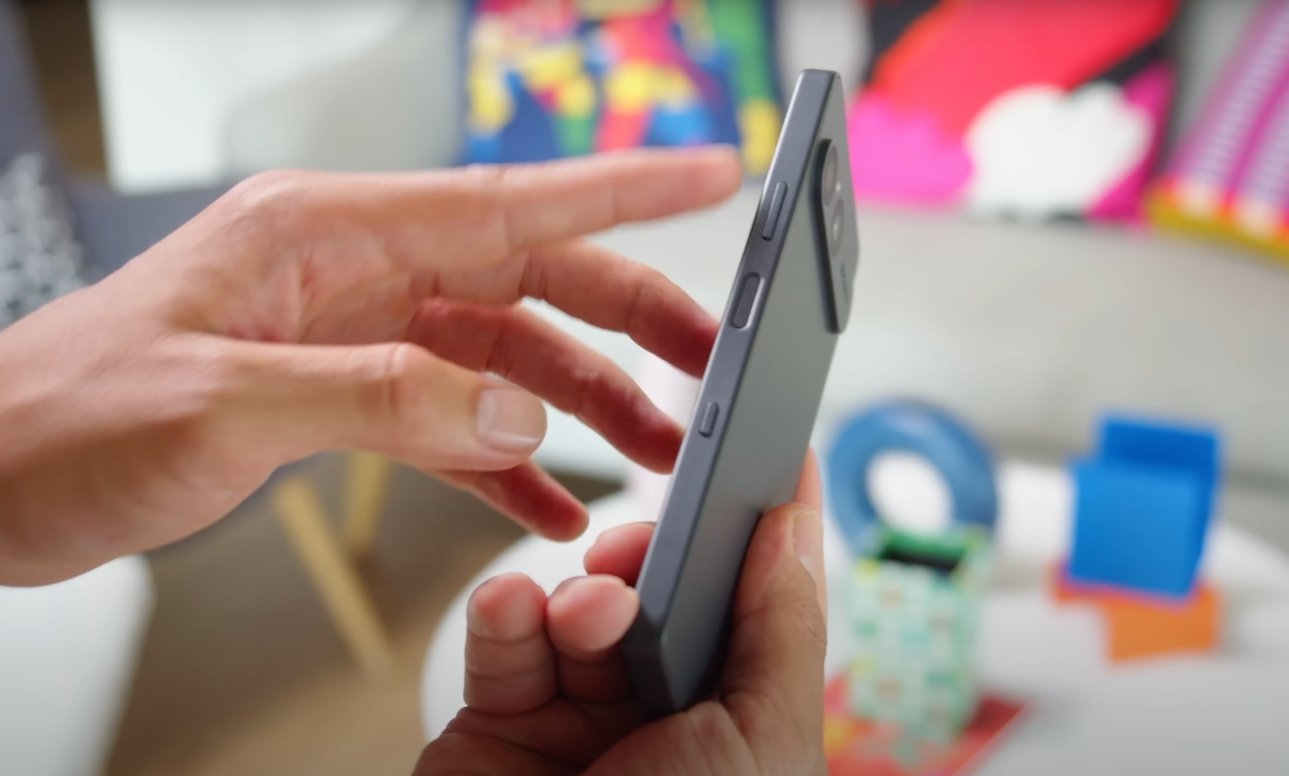 Sony Xperia 10 VII thickness