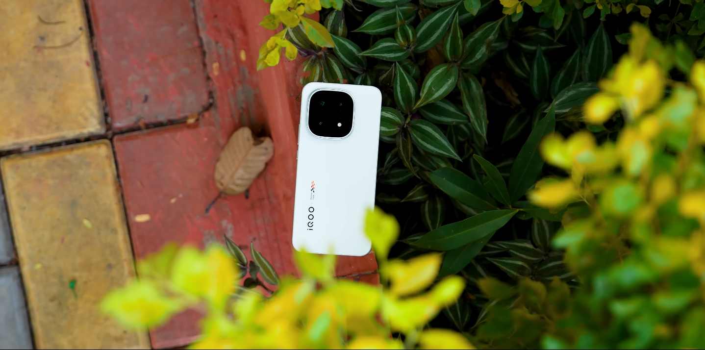 Tech analysts in UAE say iQOO 15 could redefine performance phones