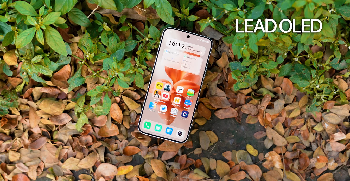 Tech stores in UAE hint at exclusive launch events for iQOO 15