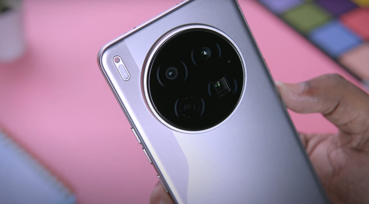 Tecno Camon 40 Premier UK 