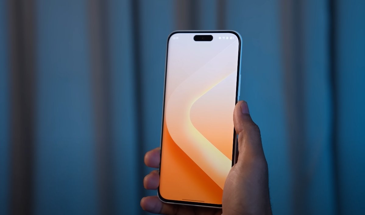 Tecno POVA Slim Deal