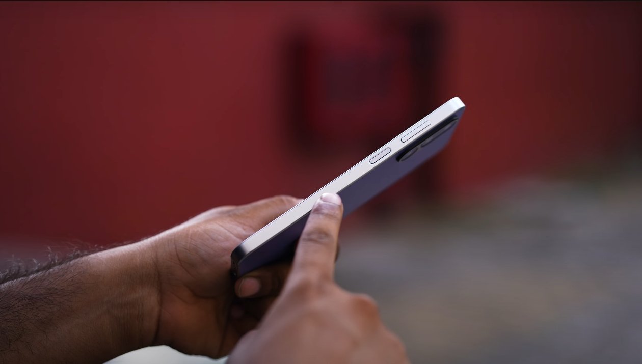 This Budget Phone thickness