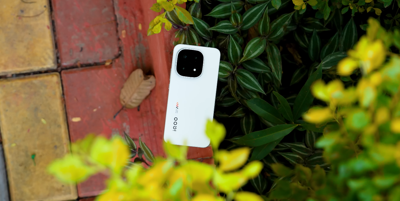 UAE mobile shops expect strong demand for the iQOO 15 Pro