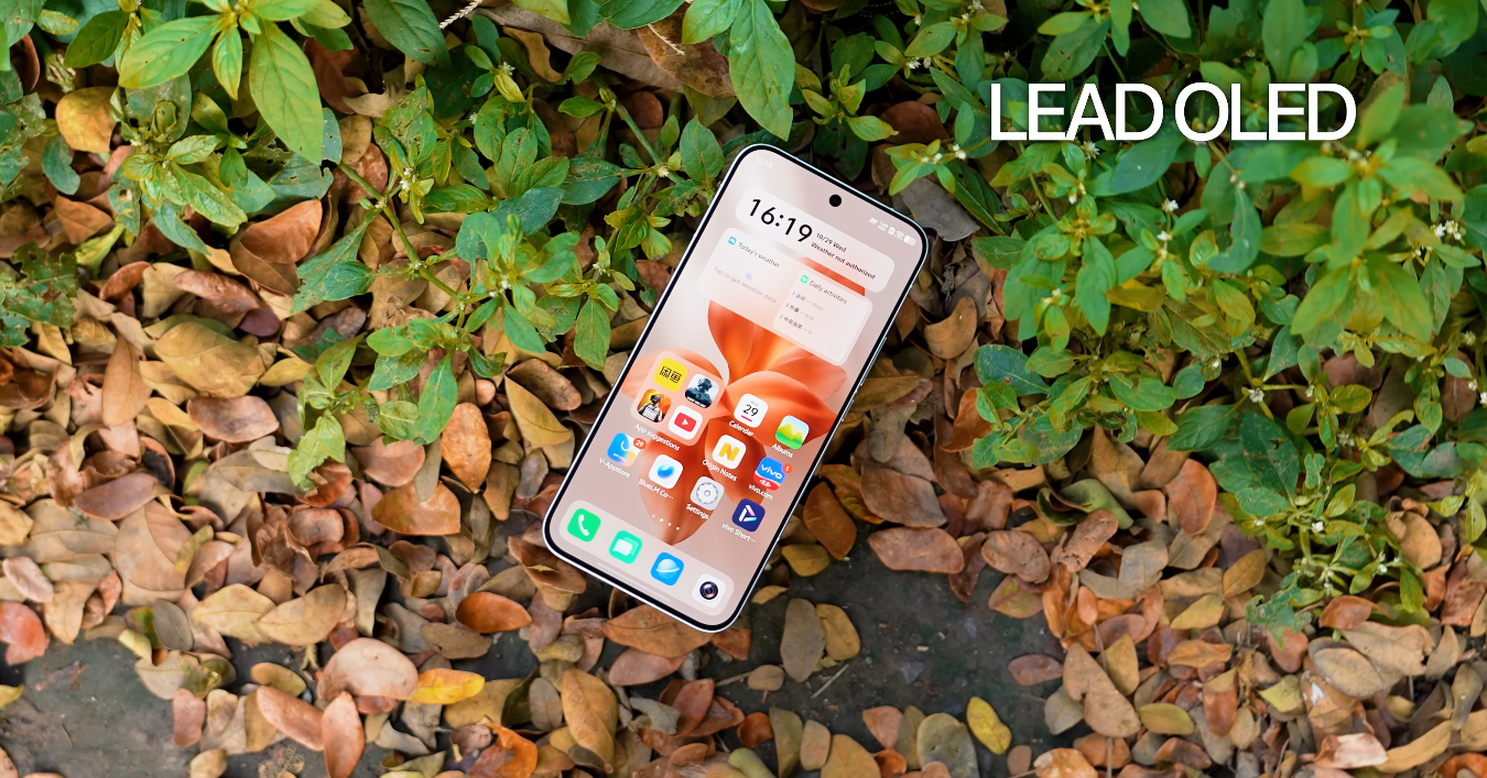 UAE’s online forums fill with discussions about iQOO 15’s charging speed