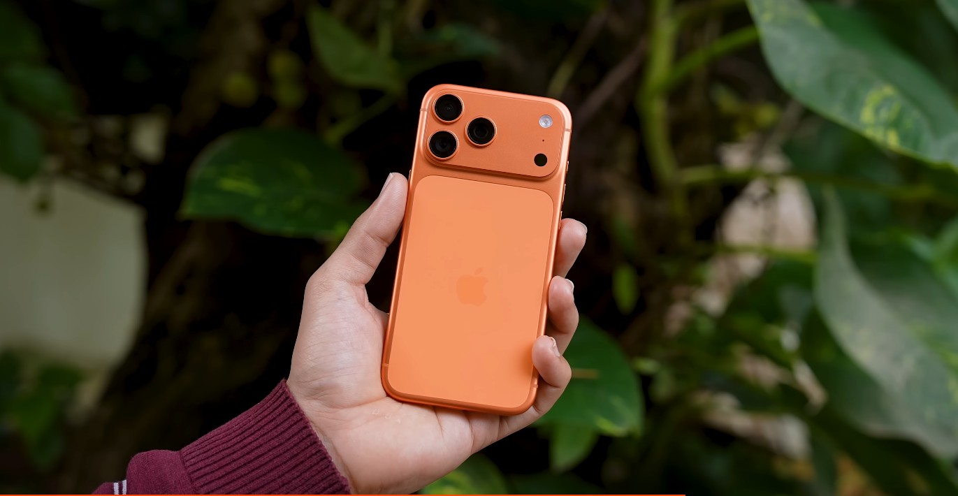 UK Black Friday unleashes record low iPhone 17 prices