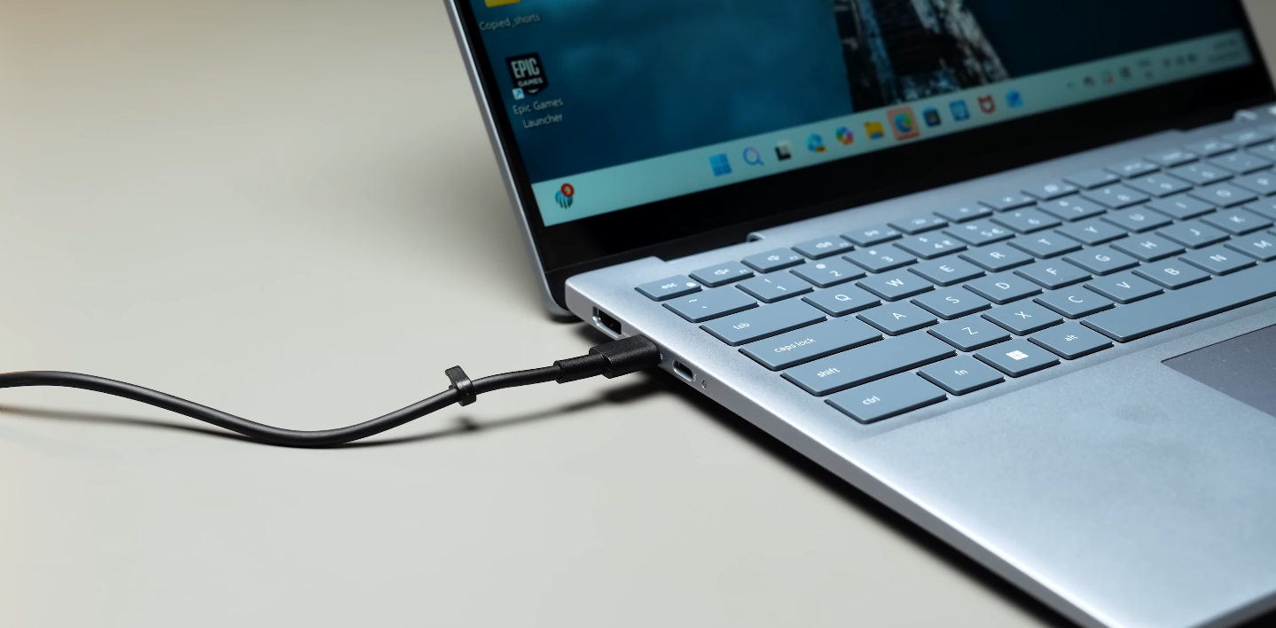 UK buyers compare Dell 14 Plus 2 in 1 with HP Spectre and Lenovo Yoga