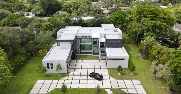 UK housing sees cautious activity as mortgage rates drift down