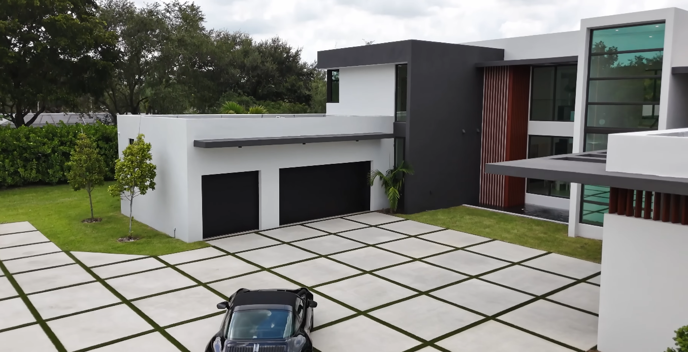 UK mortgage lenders adjust pricing as market bets on rate cuts