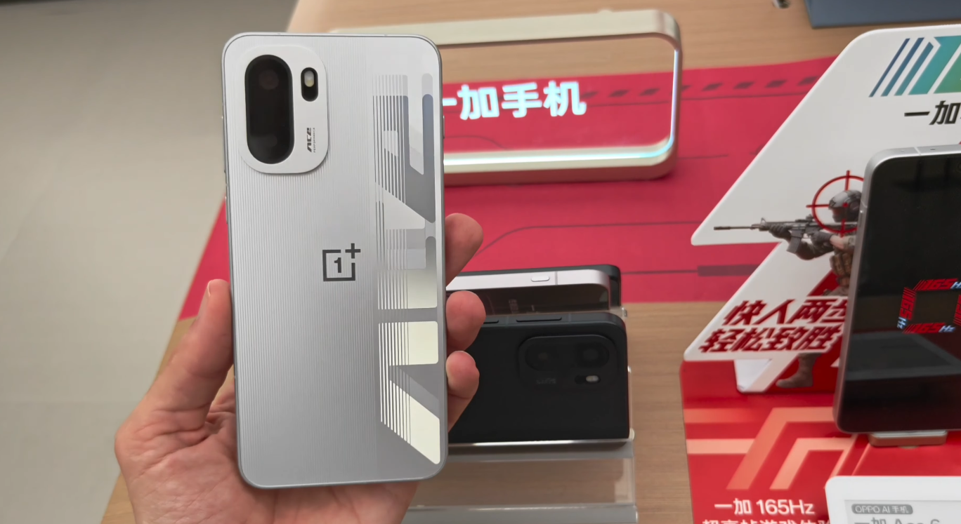 US tech forums discuss OnePlus Ace 6 camera news and leaks