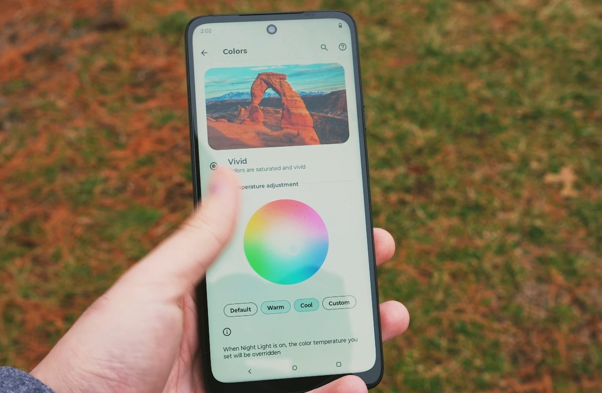 USA Families Find Moto G 5G 2025